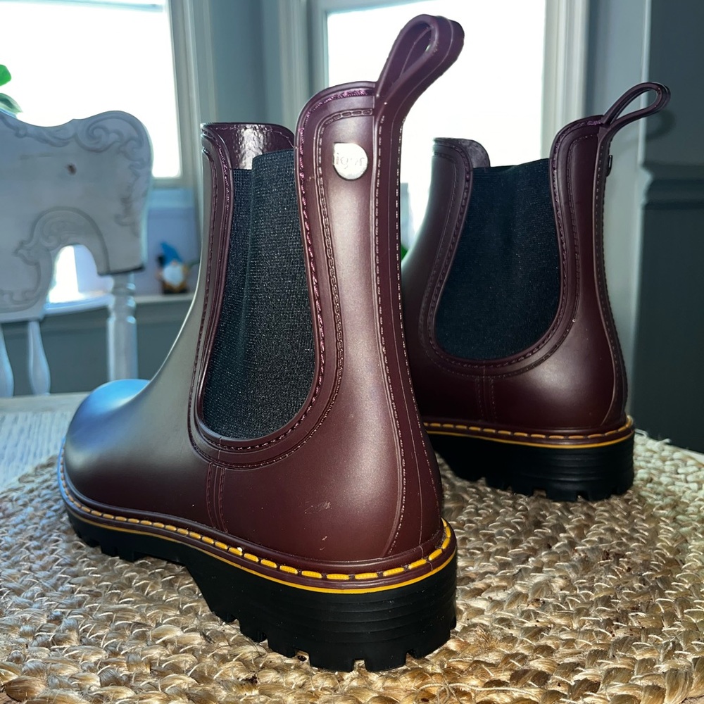 IGOR  Burgundy Chelsea Boots WOMENS SIZE 40 - Picture 5 of 5